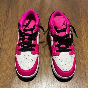 Jordan Kids Sneakers in Pink and White